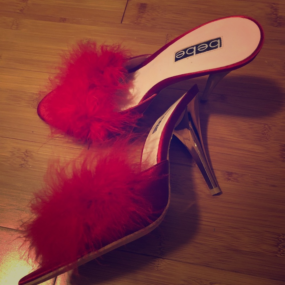 Bebe red feather boudoir shows